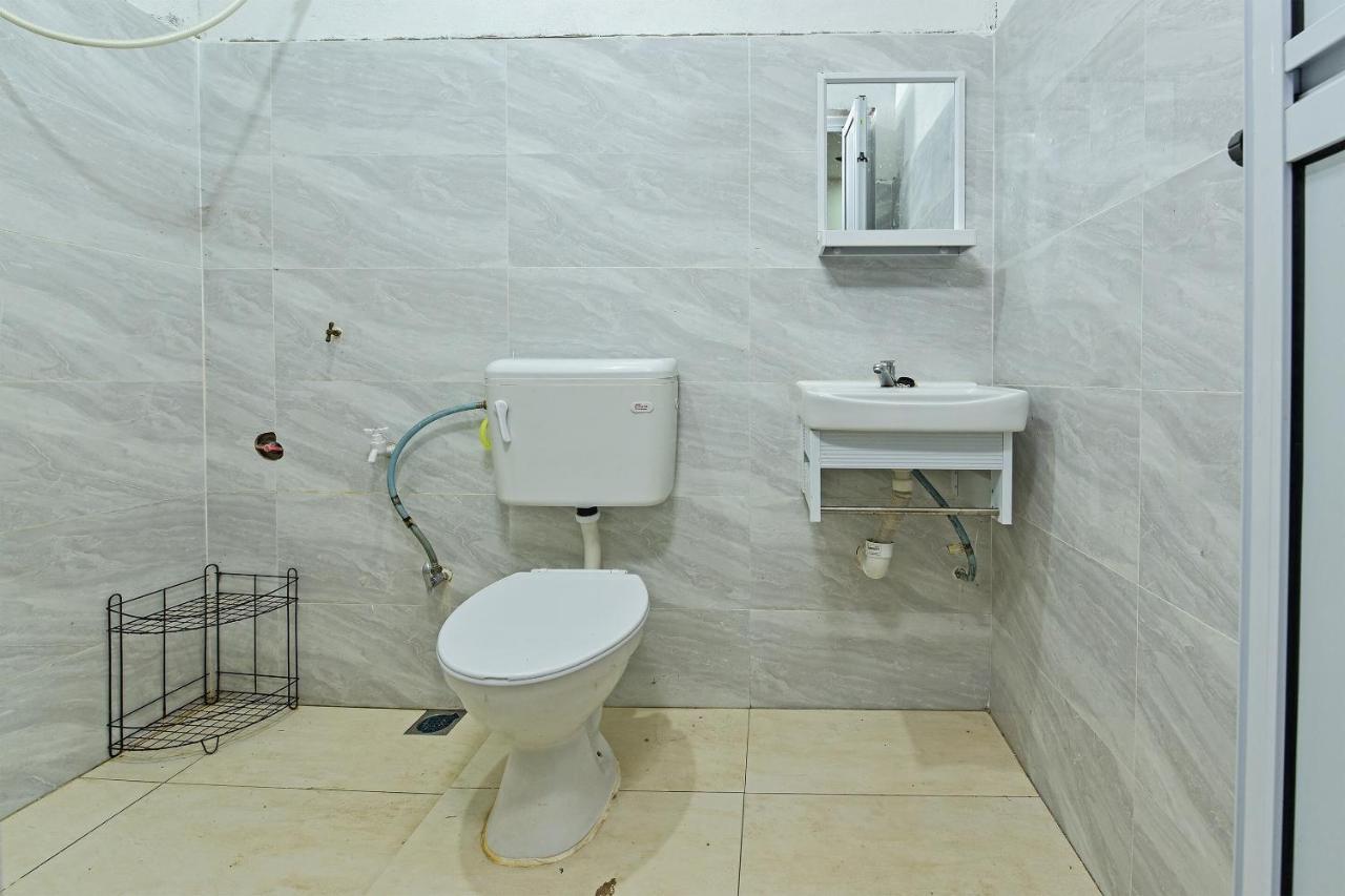 Oyo 90596 Casaria Inn Paka Dış mekan fotoğraf